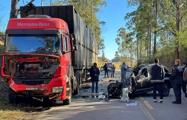 Suspeito de roubo a bancos e outros dois morrem após acidente entre