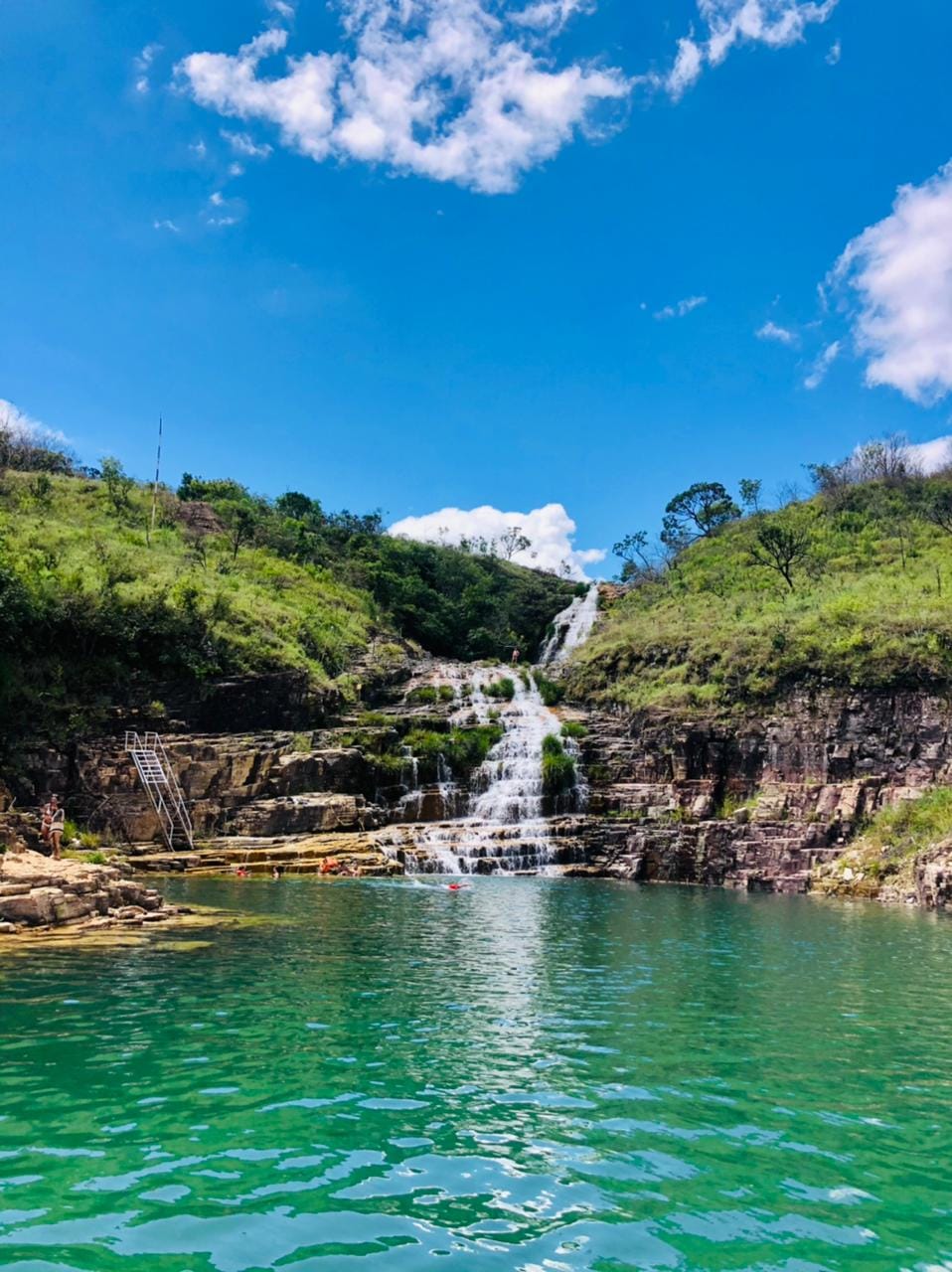 Turista de São Paulo acaba de morrer afogado na Cachoeira Lagoa Azul