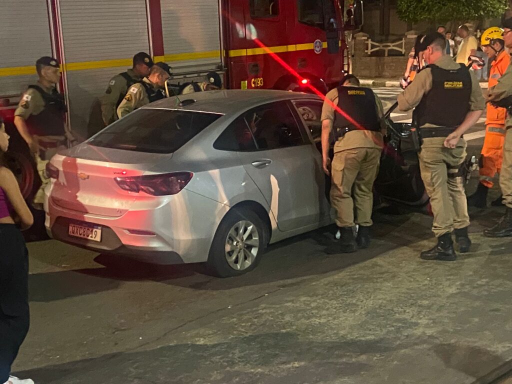 Homem que ameaçou fiéis durante missa é preso em Passos - Foto: Hudjudyson Patrício