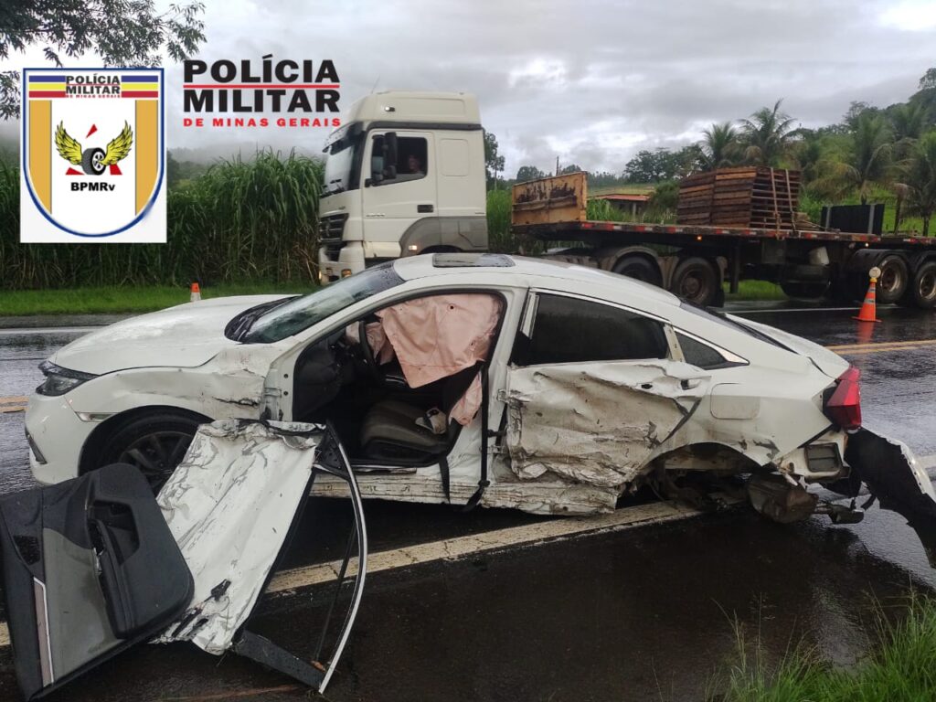 Acidente com vítimas graves é registrado na MG-050 em Itaú de Minas - Foto: PMRv