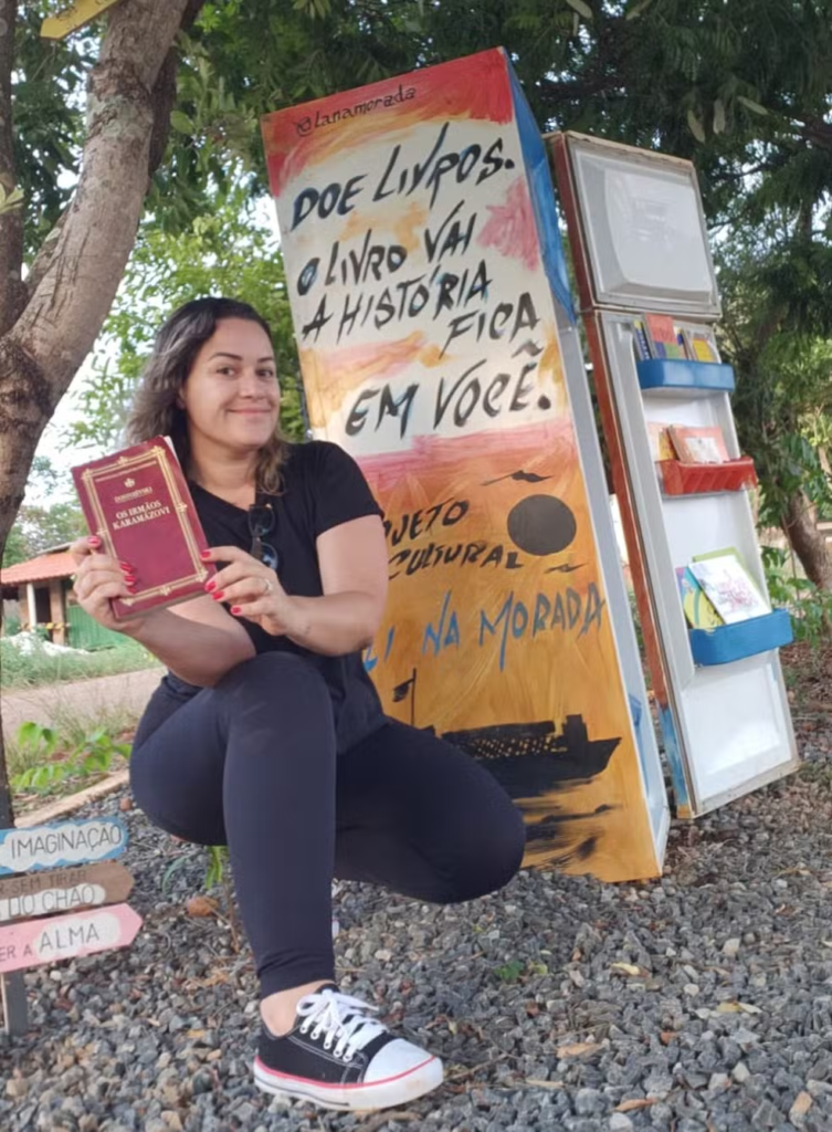 'Li na Morada': Bibliotecas montadas em geladeira e fogão atraem moradores e turistas no interior de MG - Foto: divulgação