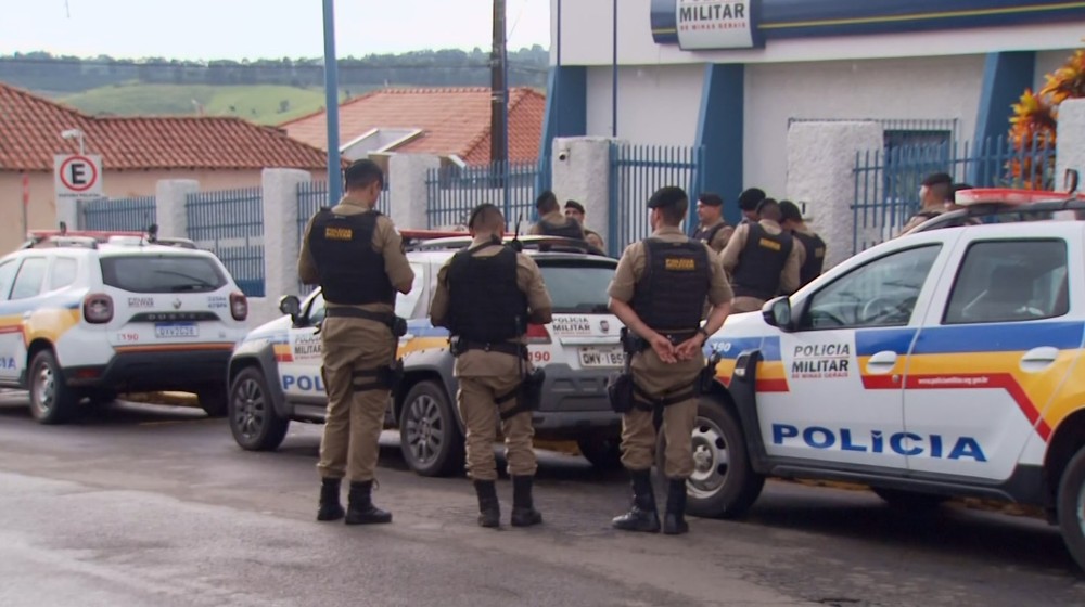 Policial é preso suspeito de invadir quartel da PM e furtar armamento em Muzambinho - Foto: Eptv Sul de Minas