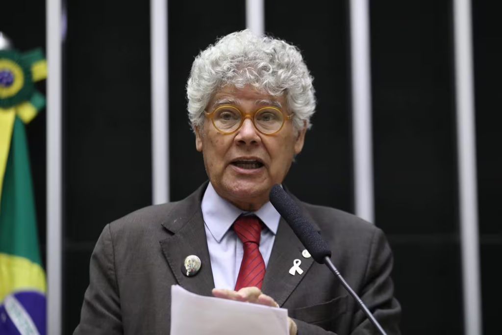Chico Alencar é deputado federal pelo PSOL do Rio de Janeiro — Foto: Zeca Ribeiro/Câmara dos Deputados