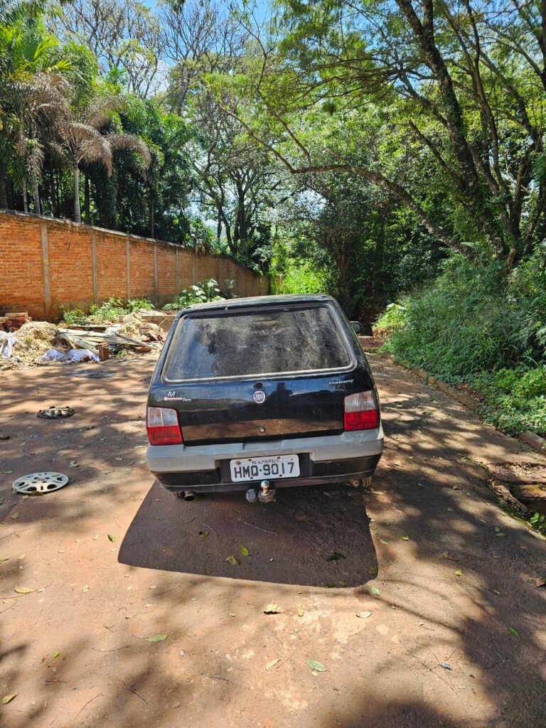 Veículo furtado em Alpinópolis é encontrado pela PM em Passos - Foto: divulgação/Polícia Militar