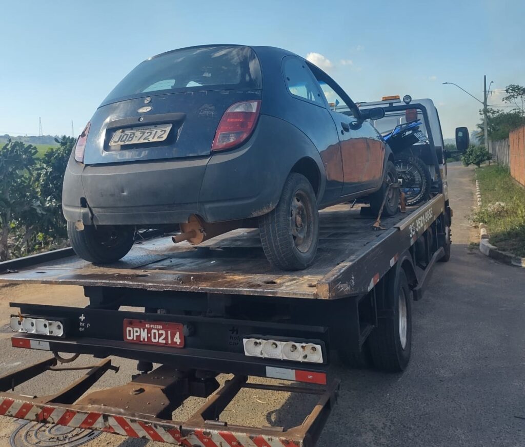 PM recupera veículo furtado em Alpinópolis; suspeito é preso - Foto: divulgação/Polícia Militar