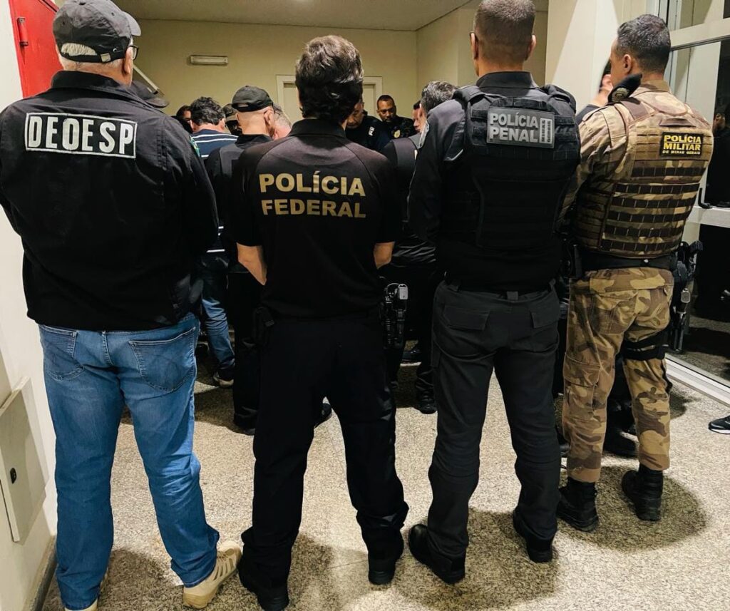 Força-tarefa cumpre mais de 100 mandados de prisão contra facções que agem em MG e Rio - Foto: FICCO-MG/Divulgação