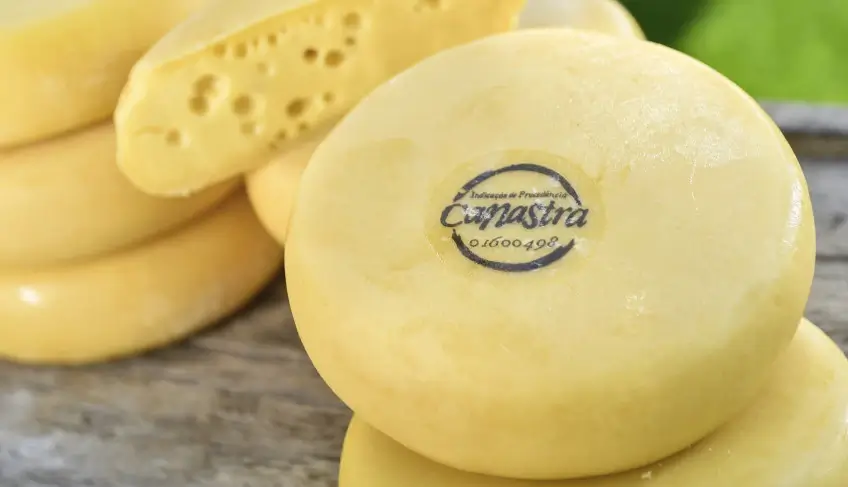 Produtores da Canastra e do Serro usam selo de procedência para assegurar a origem dos queijos artesanais - Foto: reprodução