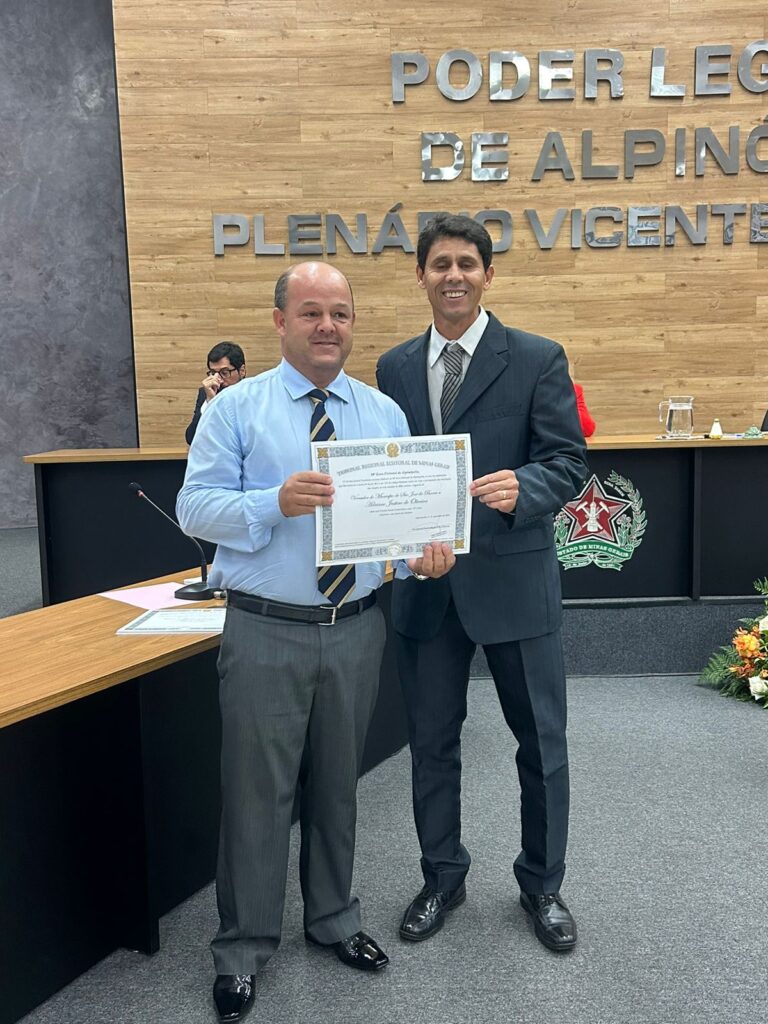 Vereador Adriano da Cachoeira e Dr. Claiton Teixeira - Foto: Elieser Ferreira