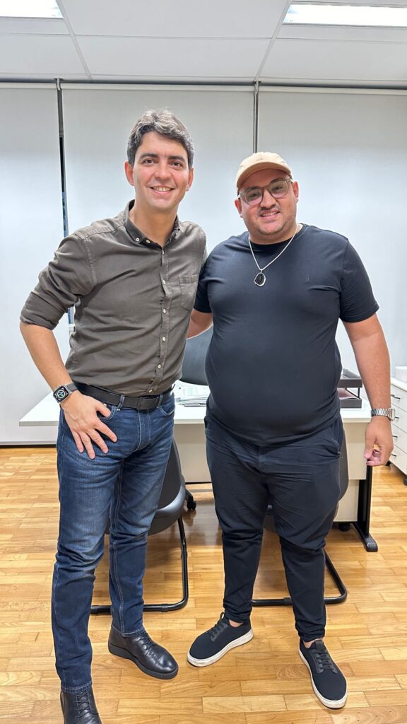 Deputado Cássio Soares recebe em seu gabinete k vereador Natan das Pratas - Foto: Arquivo Pessoal
