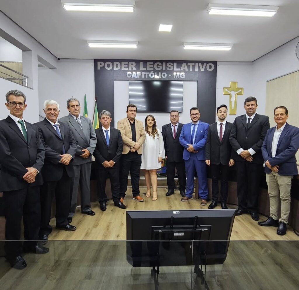 Prefeito, vice e vereadores são diplomados em Capitólio - Foto: Arquivo pessoal