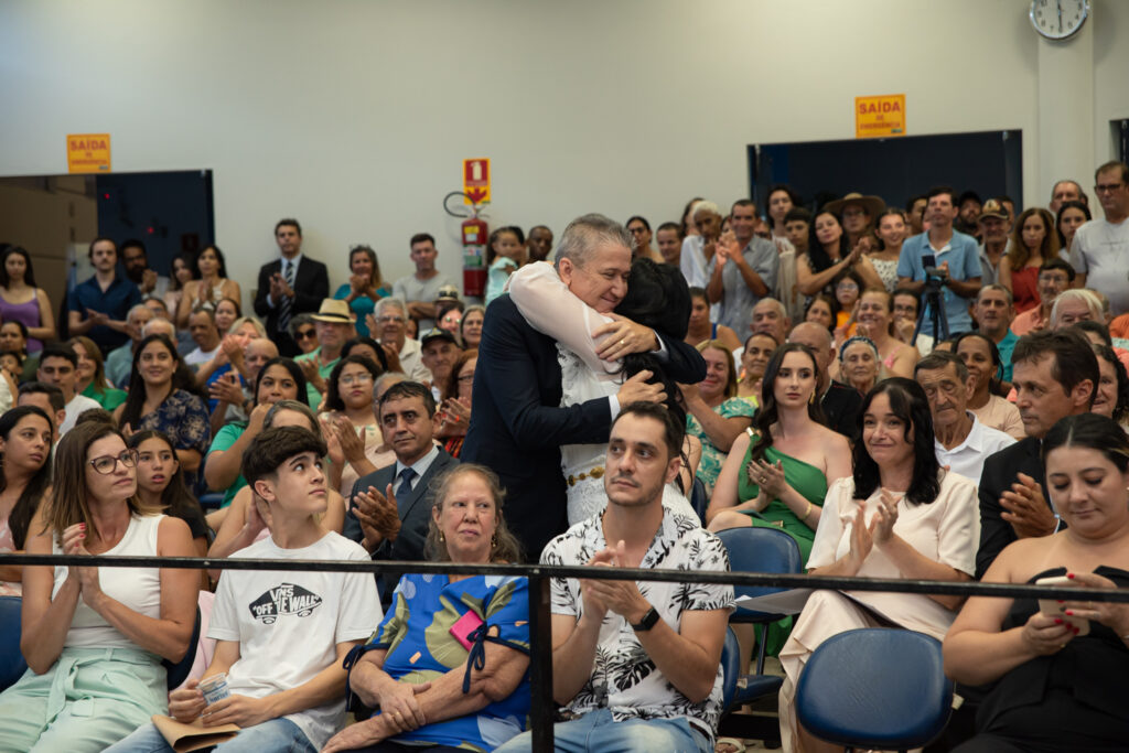 População lota plenário da Câmara Municipal de São José da Barra - Foto: Murilo Marcos