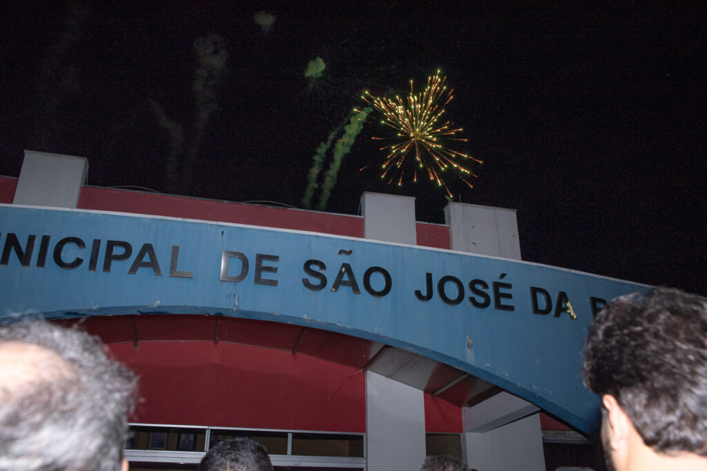 População lota plenário da Câmara Municipal de São José da Barra - Foto: Murilo Marcos
