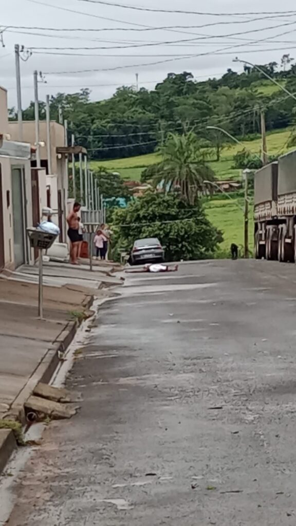 Homem fica estado grave após briga no Residencial Ouro em São José da Barra - Foto: Redes sociais