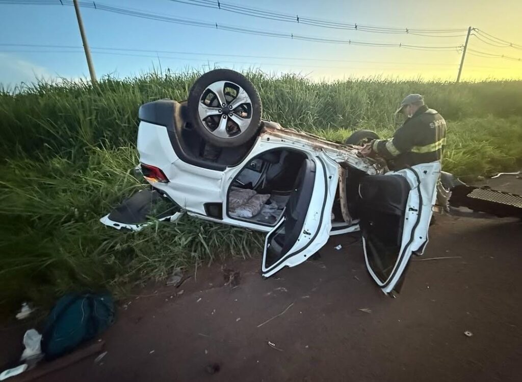 Idoso morre e seis pessoas ficam feridas após acidente com veículos de Passos e São Sebastião do Paraíso, no interior de São Paulo - Foto: divulgação
