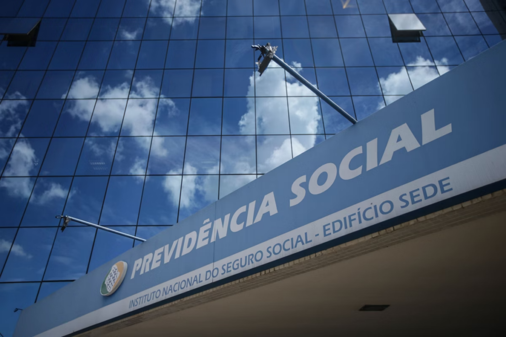 Deputado quer ‘empréstimo emergencial’ para quem espera liberação de benefícios do INSS - Foto: reprodução