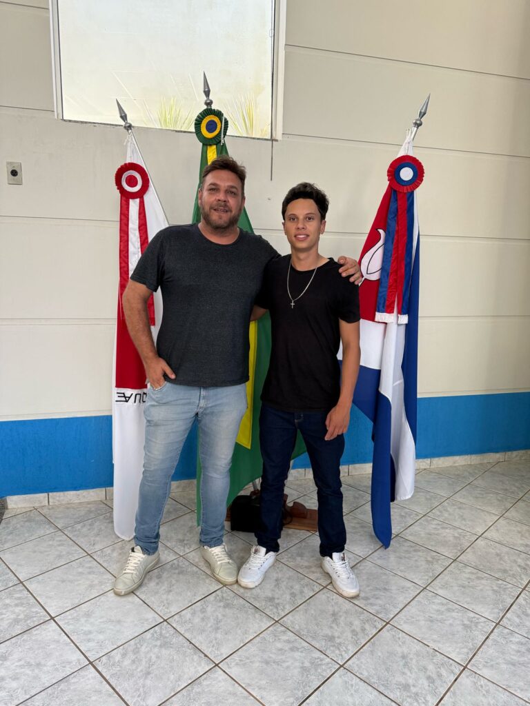 Vereador mais jovem de Minas Gerais visita São José da Barra - Foto: divulgação