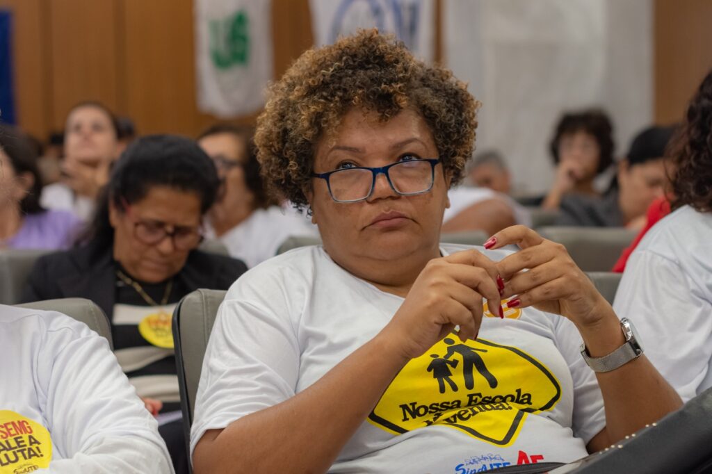 “Revisão do mínimo constitucional revela que Zema quer destruir Educação”, critica Sind-UTE/MG - Foto: divulgação