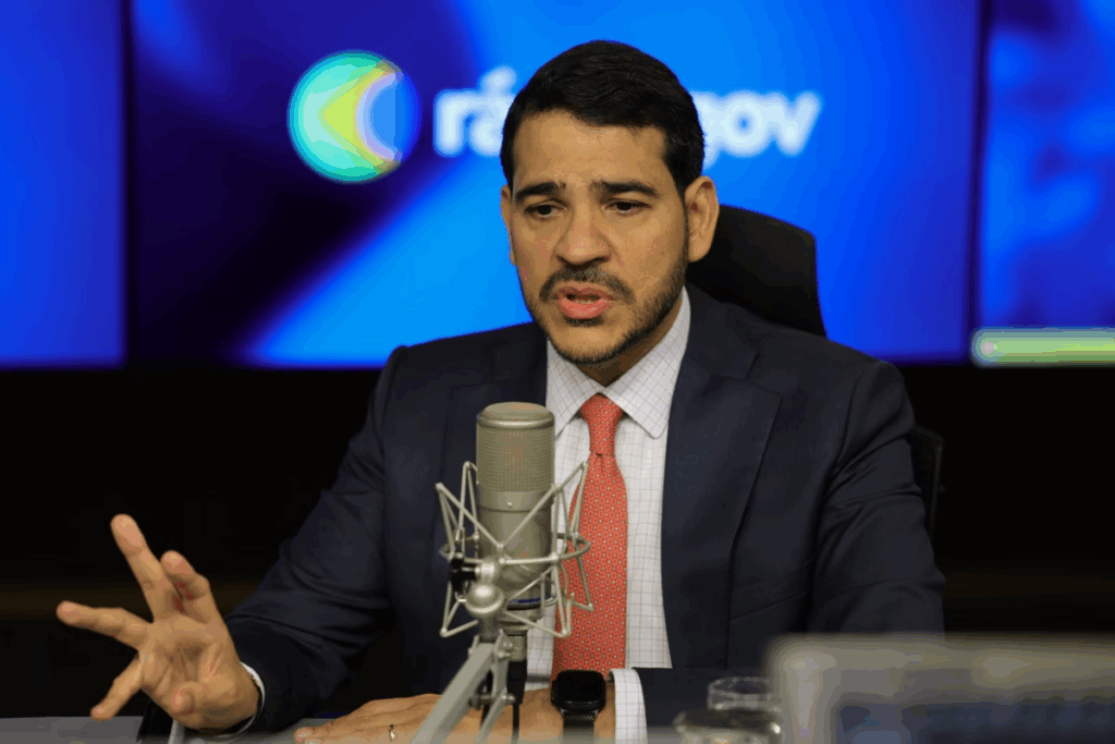 Advogado-geral da União, Jorge Messias, disse que a intenção é que esse dinheiro seja usado para fazer o reembolso dos aposentados e pensionistas prejudicados - Foto: reprodução