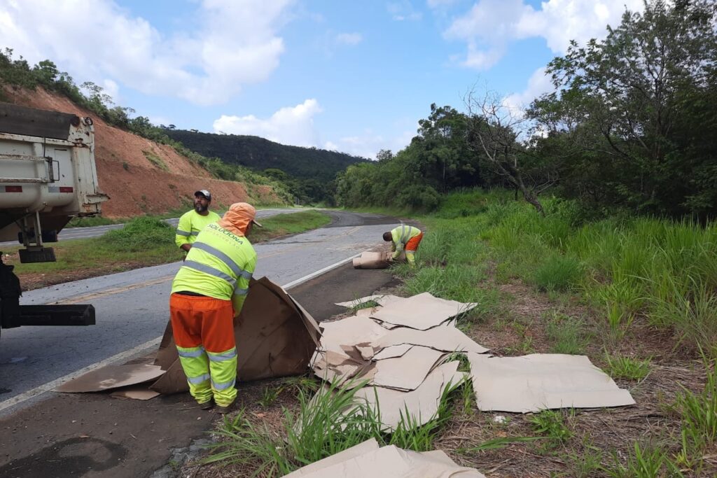 Concessionária pede atenção aos motoristas devido as obras na MG-050, em Passos - Foto: reprodução