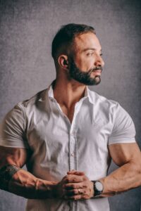 Enrico Mota Joele: o nutricionista que está transformando vidas e se tornou referência regional em emagrecimento