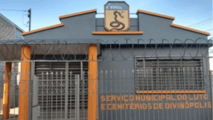 Prefeitura apura denúncia de churrasco e consumo de álcool em cemitério de Divinópolis